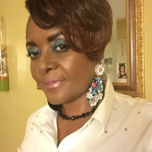 Meet your Posher, Judith